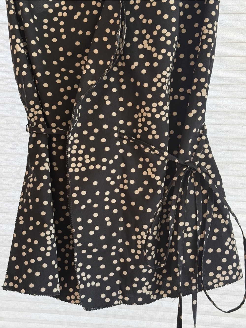 AX Armani Exchange Polka Dot Wrap Tank Blouse Small - Picture 6 of 9